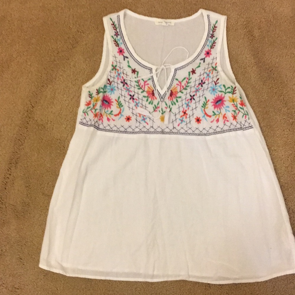 Embroidered tank
